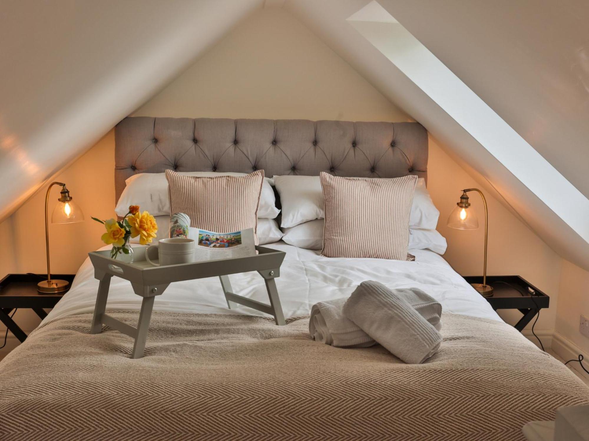 Oak Tree Hideaway Whitchurch (Shropshire)