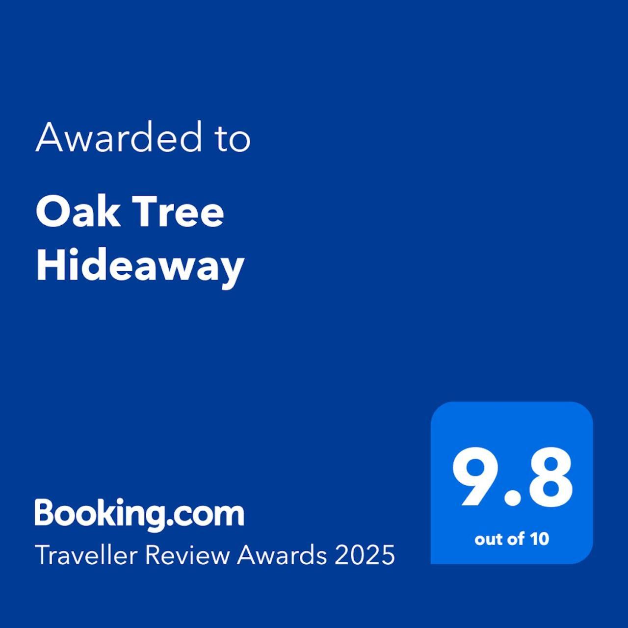 Oak Tree Hideaway Holiday home